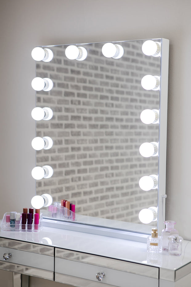 Hollywood Mirror 800mm x 650mm – Portrait